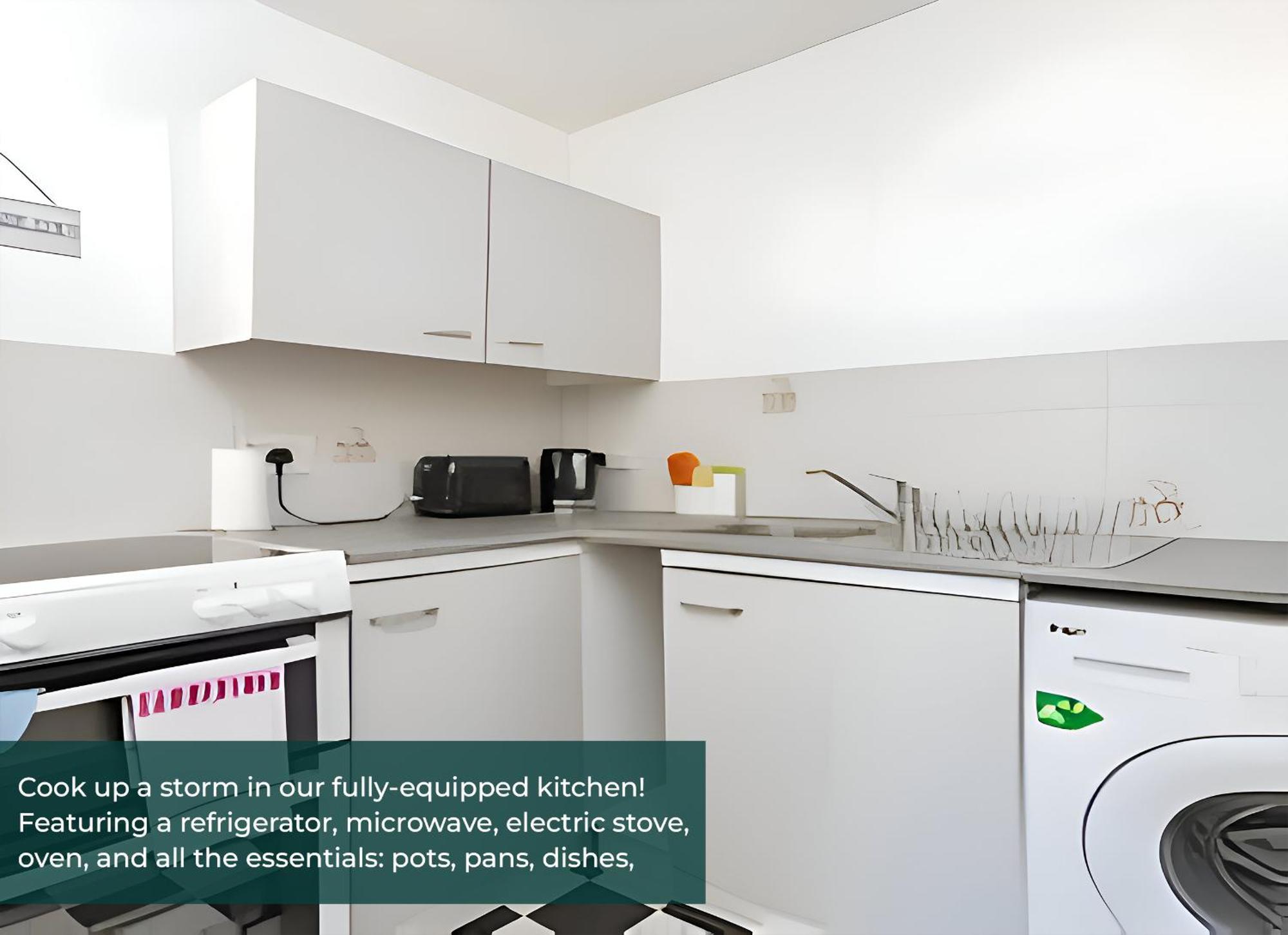 Clarence Suite 1 Bedroom W Free Parking Chatham  Exteriér fotografie